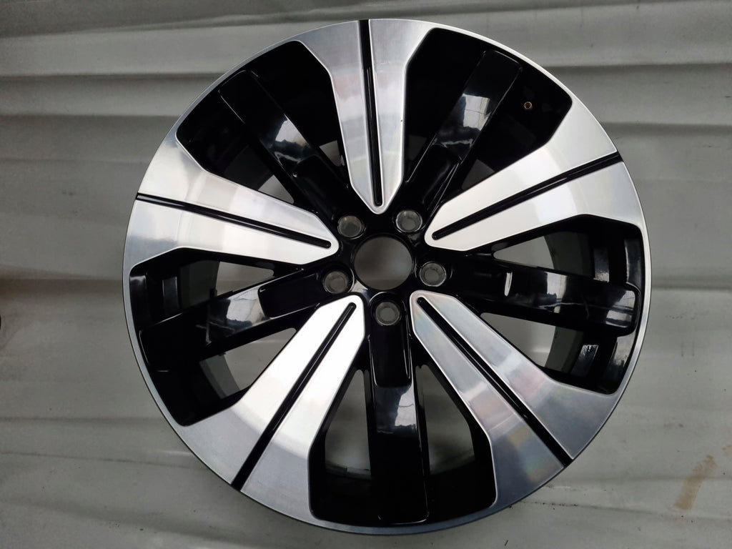 1x Alufelge 19 Zoll 8.5" 5x108 56ET Glanz Silber 32143628 Volvo Xc40 Rim Wheel FEL2327809226um