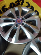 Laden Sie das Bild in den Galerie-Viewer, 4x Alufelge 17 Zoll 7.0" 5x112 48,5ET Glanz Graphit A2054018000 Mercedes-Benz Mg FEL9763299458mt