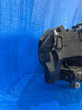 Load image into Gallery viewer, Frontscheinwerfer BMW G06 5A27987-01 Laser Links Scheinwerfer Headlight