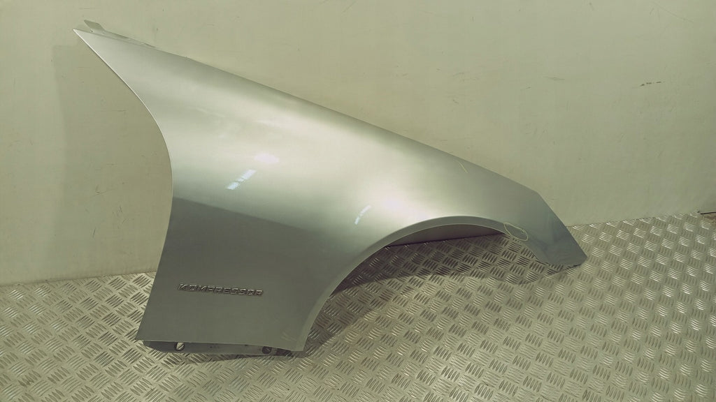 Kotflügel Mercedes-Benz Slk A1718810214 Vorne Rechts Silber