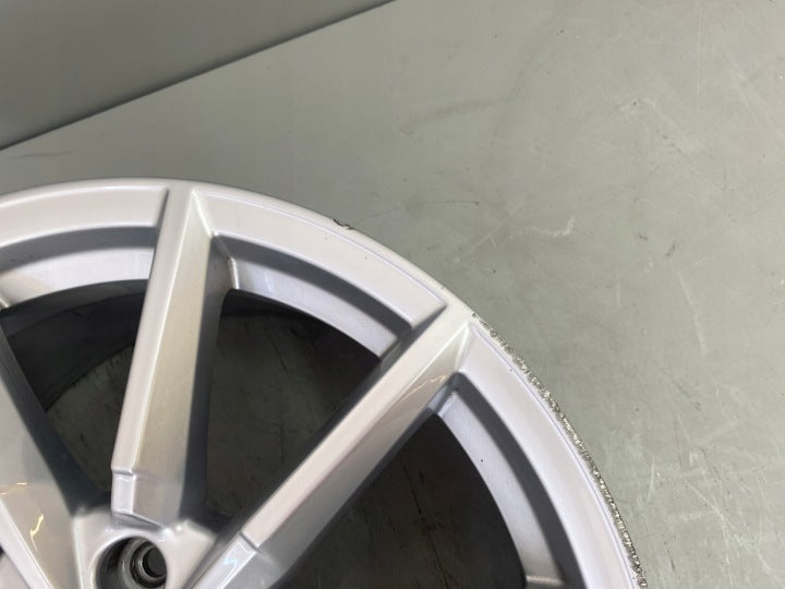 1x Alufelge 18 Zoll 8.5" 5x112 50ET Glanz Silber 8S0601025C Audi Tt Rim Wheel FEL3654796046le