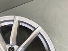 Load image into Gallery viewer, 1x Alufelge 18 Zoll 8.5" 5x112 50ET Glanz Silber 8S0601025C Audi Tt Rim Wheel FEL3654796046le