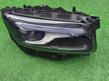 Laden Sie das Bild in den Galerie-Viewer, Frontscheinwerfer Mercedes-Benz W247 A2479068003 Rechts Scheinwerfer Headlight SCH9298363252rk