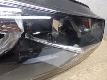 Laden Sie das Bild in den Galerie-Viewer, Frontscheinwerfer VW Caddy III 2K1941016B Halogen Rechts Scheinwerfer Headlight