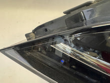 Laden Sie das Bild in den Galerie-Viewer, Frontscheinwerfer Opel Astra 39195688 Links Scheinwerfer Headlight SCH5527949879nq