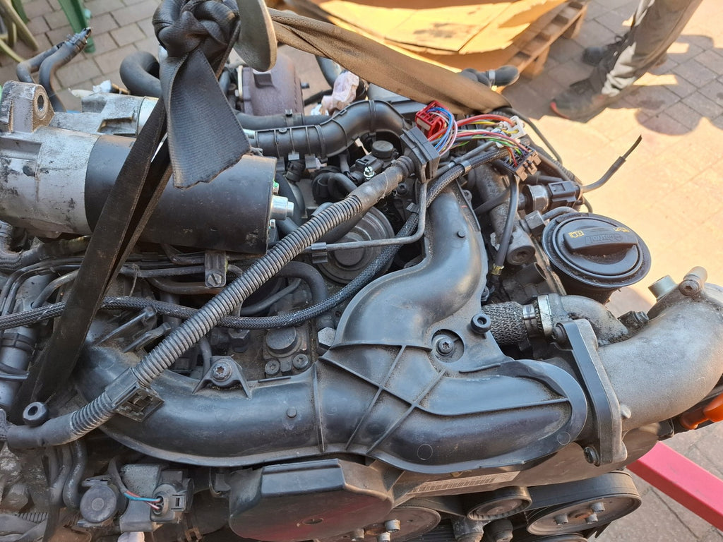 Motor Audi Q7 BUG 3.0 TDI 171kW 220TKm Diesel Engine Komplett