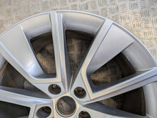 Load image into Gallery viewer, 1x Alufelge 18 Zoll 8.5" 5x112 41ET 3V0601025BK Skoda Superb Iii Rim Wheel FEL1281649656zj