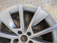 Load image into Gallery viewer, 1x Alufelge 18 Zoll 8.5" 5x112 41ET 3V0601025BK Skoda Superb Iii Rim Wheel FEL1281649656zj