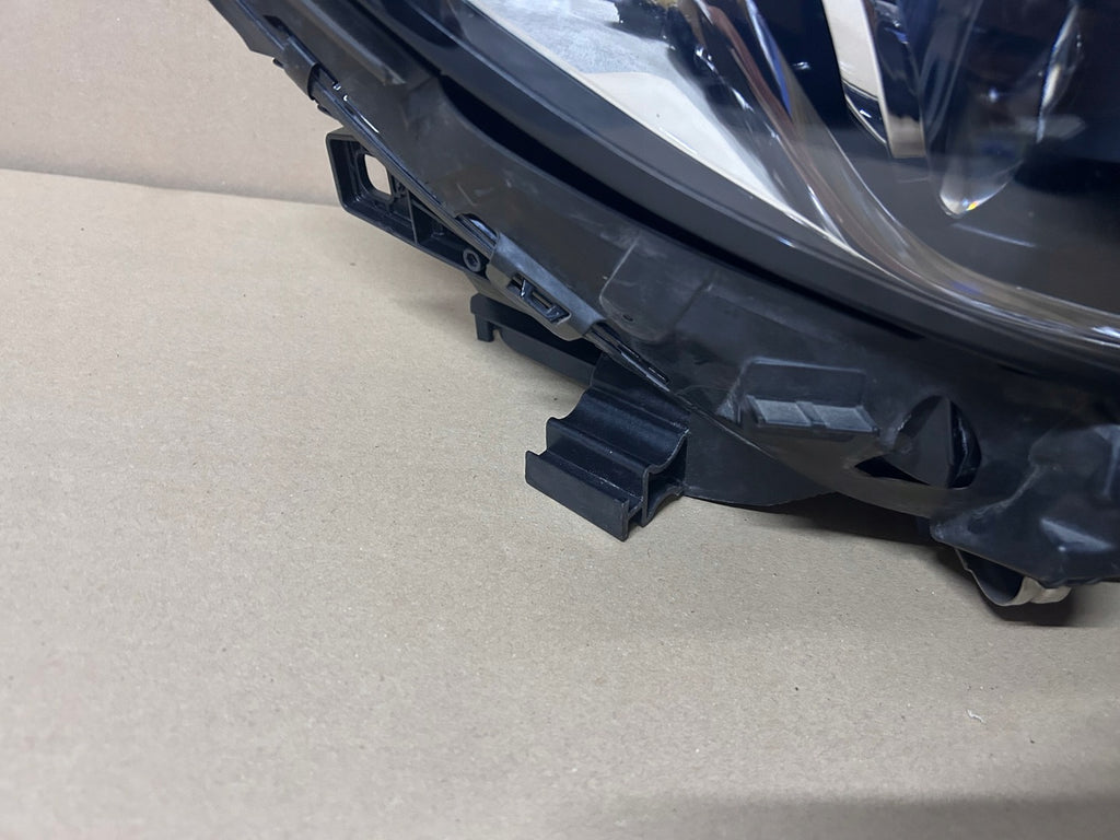 Frontscheinwerfer Mercedes-Benz W246 Full LED Rechts Scheinwerfer Headlight SCH4665307190es