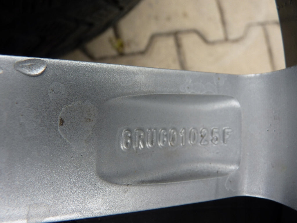 1x Alufelge 16 Zoll 7.0" 5x100 46ET 6RU601025F VW Polo Rim Wheel