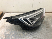 Laden Sie das Bild in den Galerie-Viewer, Frontscheinwerfer Opel Crossland X 462161423 YQ00709880 Rechts Headlight SCH7135310004gs