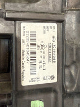 Load image into Gallery viewer, Frontscheinwerfer VW Polo 6C1941005B Ein Stück (Rechts oder Links) Headlight SCH5073548307sf