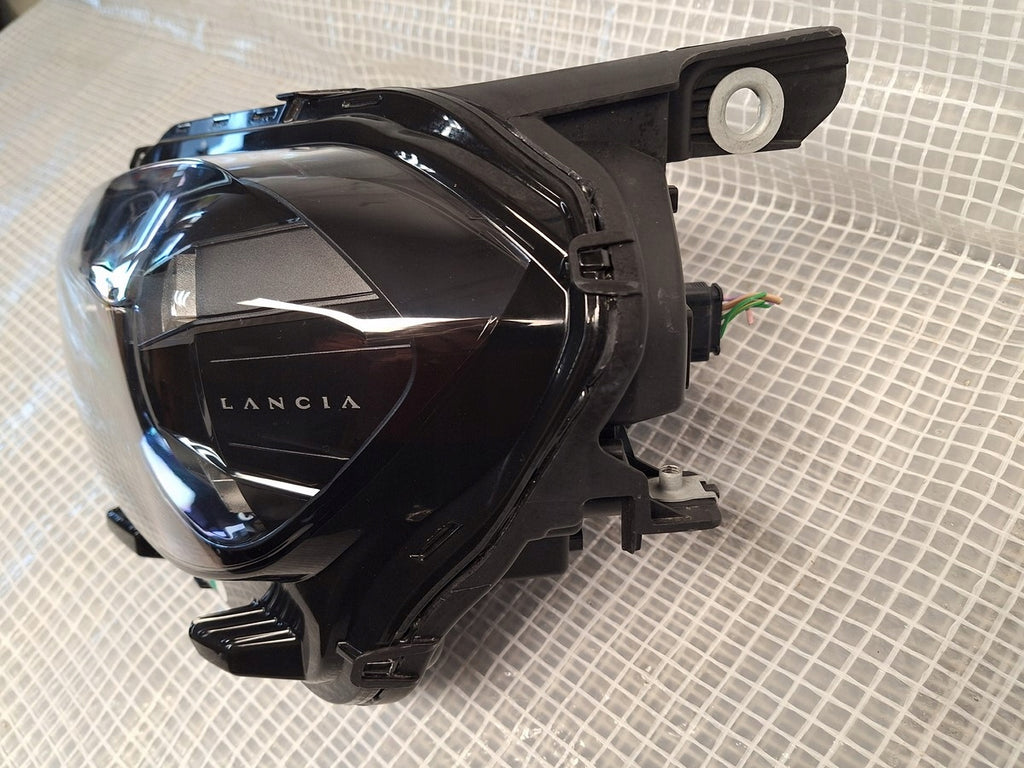 Frontscheinwerfer Lancia Ypsilon 9850750680-05 Links Scheinwerfer Headlight SCH9924550133xs