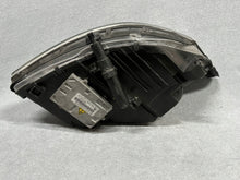 Laden Sie das Bild in den Galerie-Viewer, Frontscheinwerfer Mercedes-Benz 2218201161 Xenon Links Scheinwerfer Headlight SCH6421972030rp