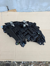 Laden Sie das Bild in den Galerie-Viewer, Frontscheinwerfer BMW 5 5A798D1-07 LED Links Scheinwerfer Headlight SCH3665582092mi