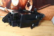 Laden Sie das Bild in den Galerie-Viewer, Frontscheinwerfer Mercedes-Benz Sprinter A91090601002 ZGS010Q0790139095AF Rechts SCH5926286018xd