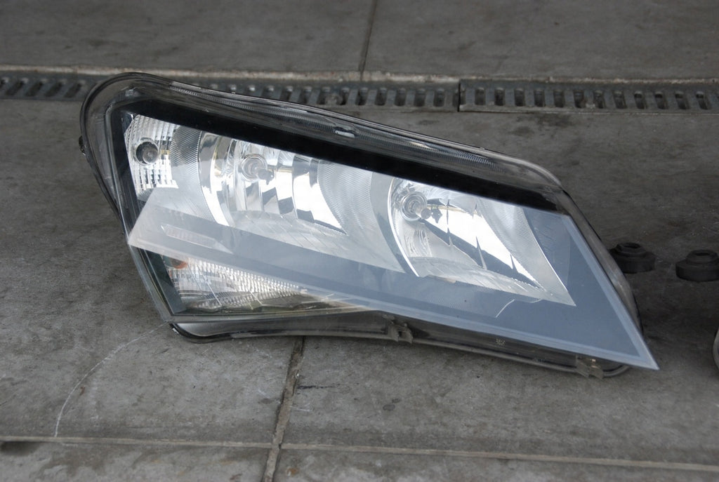 Frontscheinwerfer Skoda Superb III 3V2941015 3V2941016 Rechts oder Links