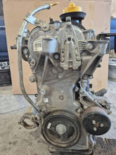 Laden Sie das Bild in den Galerie-Viewer, Motor Dacia Sandero III H4DF480 1.0 TCE 2022 Benzin Engine Unkomplett MOT9560676869ku