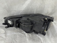 Laden Sie das Bild in den Galerie-Viewer, Frontscheinwerfer VW Sportsvan 517941032B Xenon Rechts Scheinwerfer Headlight SCH5597933421fn