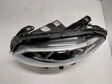 Laden Sie das Bild in den Galerie-Viewer, Frontscheinwerfer Mercedes-Benz W246 A2469066101 Links Scheinwerfer Headlight SCH4132903988nc