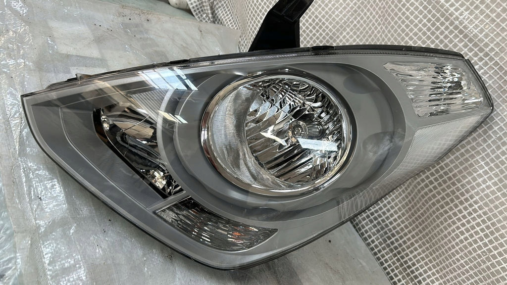 Frontscheinwerfer Hyundai H1 Links Scheinwerfer Headlight