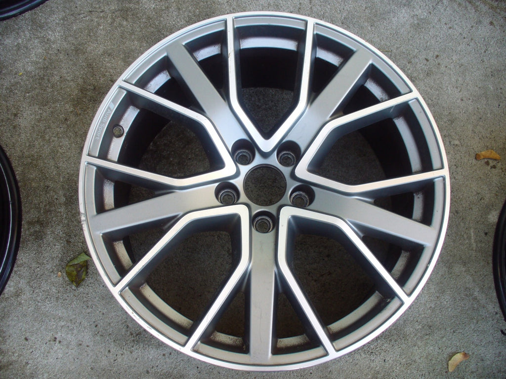 1x Alufelge 19 Zoll 8.5" 5x112 40ET Glanz Silber 8W0601025DH Audi Rim Wheel FEL3130943135ym