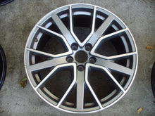 Load image into Gallery viewer, 1x Alufelge 19 Zoll 8.5" 5x112 40ET Glanz Silber 8W0601025DH Audi Rim Wheel FEL3130943135ym