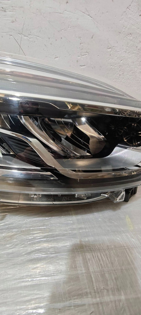 Frontscheinwerfer Renault Captur I 260107244R LED Rechts Scheinwerfer Headlight SCH4731756427uv
