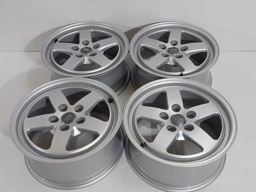 4x Alufelge 16 Zoll 7.0" 5x112 35ET Glanz Silber 8W0601025 Audi Rim Wheel