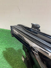 Laden Sie das Bild in den Galerie-Viewer, Frontscheinwerfer VW Golf VIII I 5H1941036 Rechts Scheinwerfer Headlight SCH1190188028cm