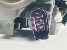 Laden Sie das Bild in den Galerie-Viewer, Frontscheinwerfer Skoda Fabia III Links Scheinwerfer Headlight SCH4025781417ok