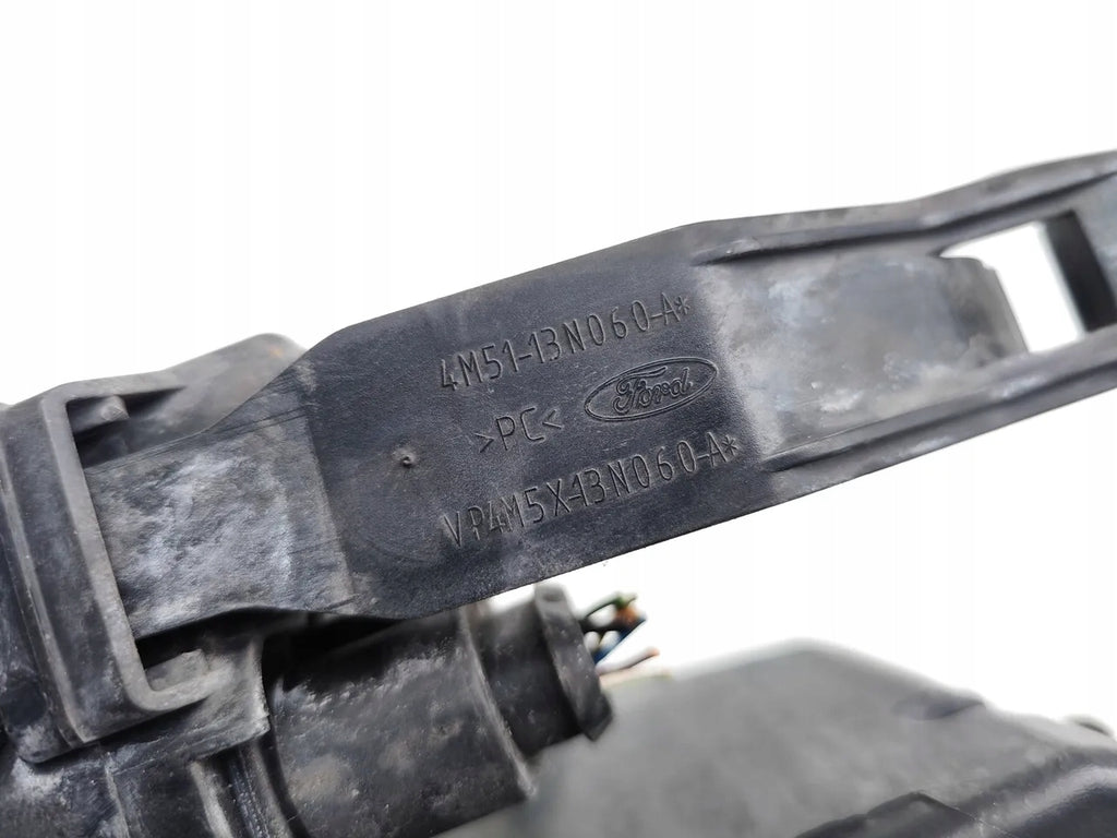 Frontscheinwerfer Ford Focus Hatchback 4M51-13N060-A Rechts Headlight SCH9524631498de