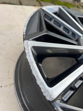 Load image into Gallery viewer, 1x Alufelge 17 Zoll 7.0&quot; 4x100 54ET Schwarz 52910-Q0500 Hyundai I20 Iii