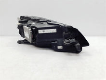 Laden Sie das Bild in den Galerie-Viewer, Frontscheinwerfer Skoda Superb III 3V1941015D Full LED Links Headlight