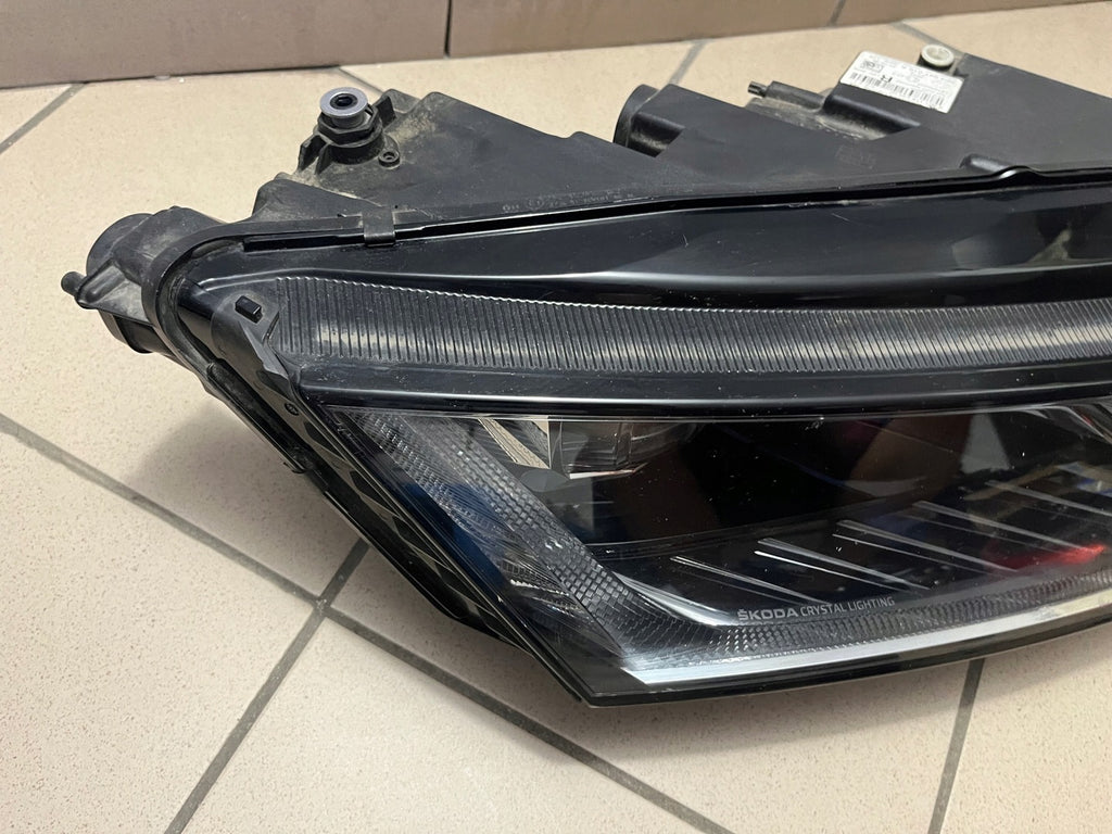 Frontscheinwerfer Skoda Octavia IV 5E4941016A LED Rechts Scheinwerfer Headlight SCH7243808991em