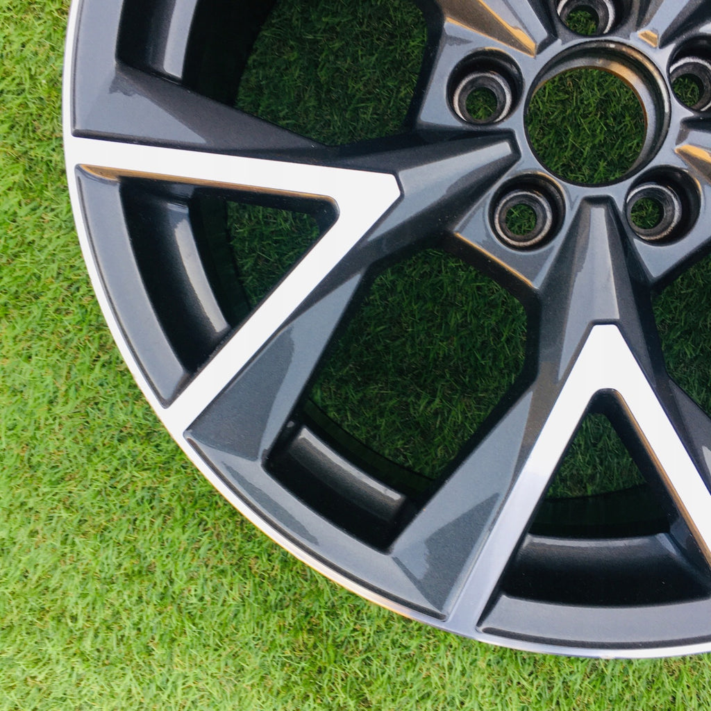 1x Alufelge 17 Zoll 7.0" 5x100 43ET Glanz Graphit 82A601025AA Audi A1 Mg FEL3186181632ra