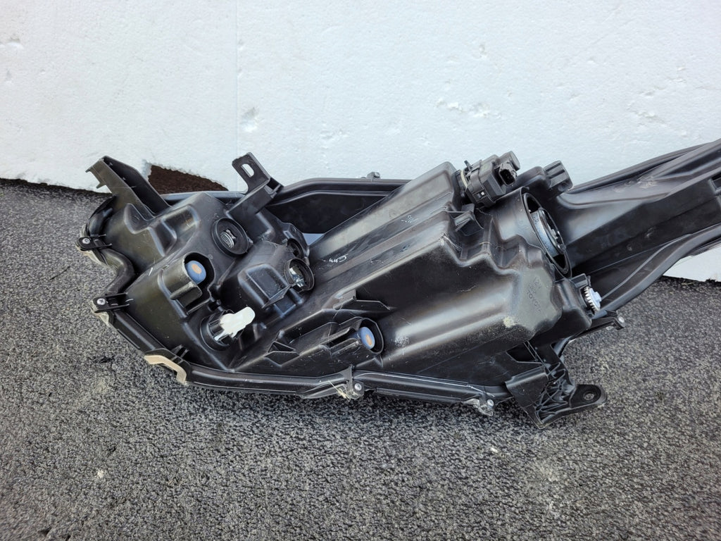 Frontscheinwerfer Toyota Yaris Model LED Rechts Scheinwerfer Headlight SCH2808531480bu