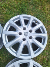 Load image into Gallery viewer, 4x Alufelge 18 Zoll 8.0" 5x130 53ET Glanz Silber 7P5601025 Porsche Cayenne FEL6199444233dk