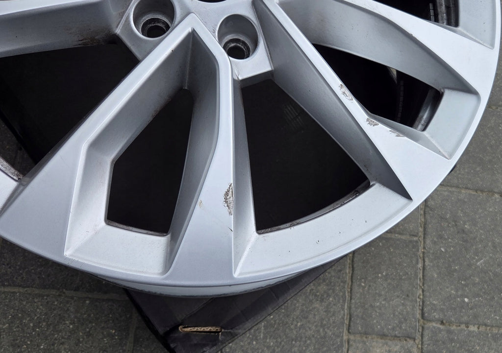 1x Alufelge 18 Zoll 7.0" 5x112 45ET 57A601025AS Skoda Karoq Rim Wheel FEL1148236351py