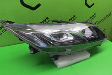 Load image into Gallery viewer, Frontscheinwerfer Mitsubishi Eclipse Cross I 92101J7300 Rechts Headlight SCH7615673725jr