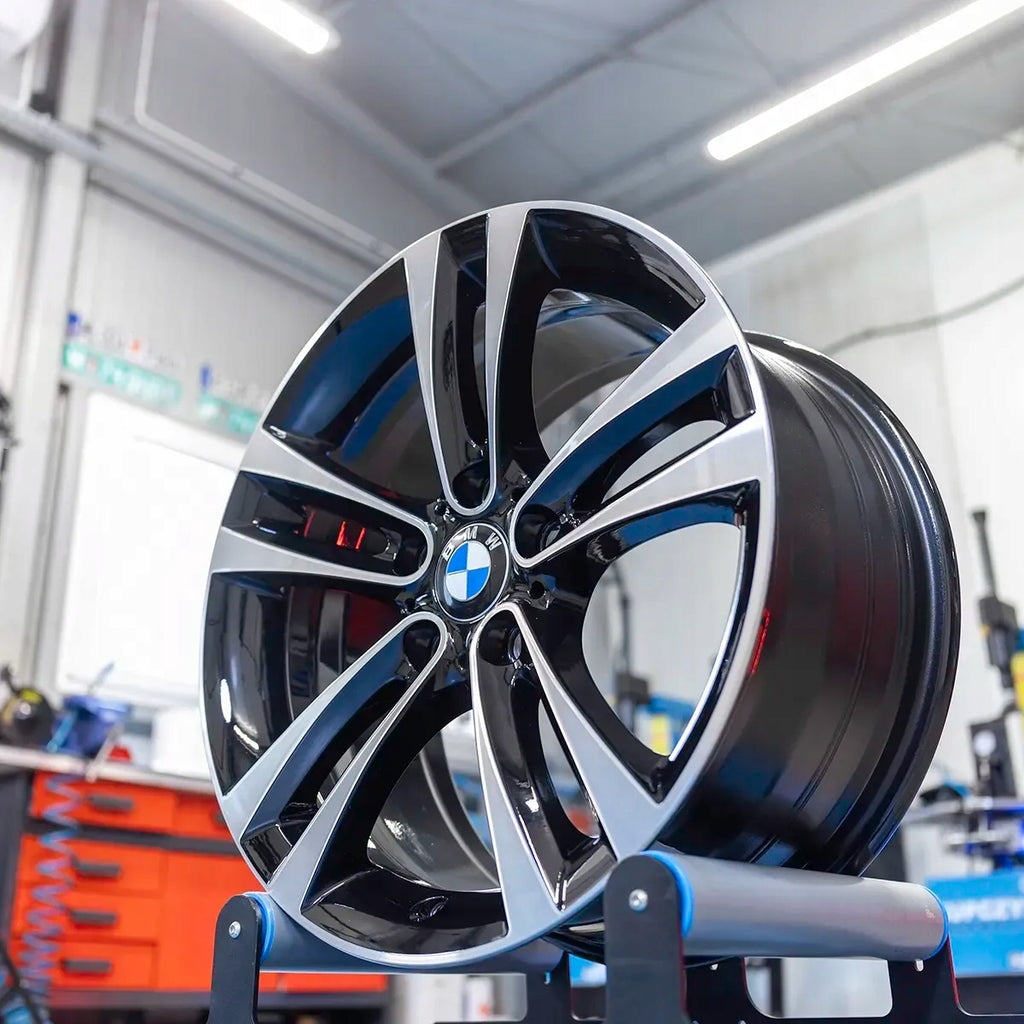 4x Alufelge 18 Zoll 8.0" 5x120 34ET Glanz Silber BMW E46 E91 F30 E90 E92 F31 FEL7075314886kb