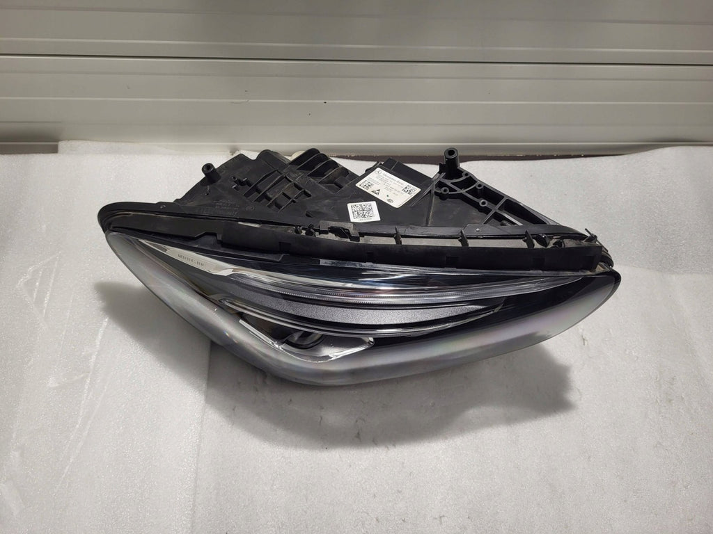 Frontscheinwerfer Mercedes-Benz W247 A2479062603 LED Rechts Headlight SCH1729402008iu