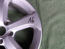 Laden Sie das Bild in den Galerie-Viewer, 1x Alufelge 17 Zoll 7.5" 5x112 51ET Glanz Silber 5G0601025BG VW Golf Vii FEL2236891906kb
