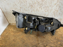 Laden Sie das Bild in den Galerie-Viewer, Frontscheinwerfer Dacia Sandero III 260607219R Links Scheinwerfer Headlight SCH7891658148vl