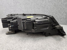 Load image into Gallery viewer, Frontscheinwerfer Skoda Octavia III 5E1941017F 145100023706 Full LED Links SCH2640050966yh