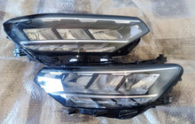 Laden Sie das Bild in den Galerie-Viewer, Frontscheinwerfer VW Passat B8 90172735 90172734 LED Rechts oder Links SCH9998828423mz