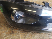 Laden Sie das Bild in den Galerie-Viewer, Frontscheinwerfer VW Polo 6r 6R1941016E Rechts Scheinwerfer Headlight