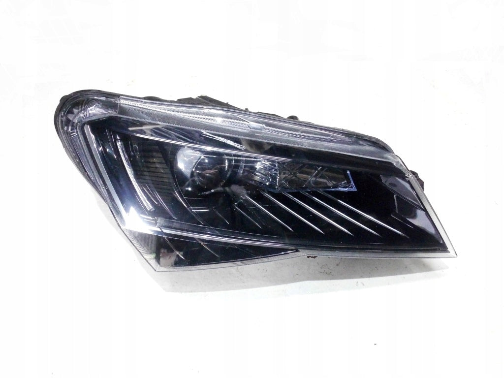 Frontscheinwerfer Skoda Superb III 3V1941016B Xenon Rechts Headlight