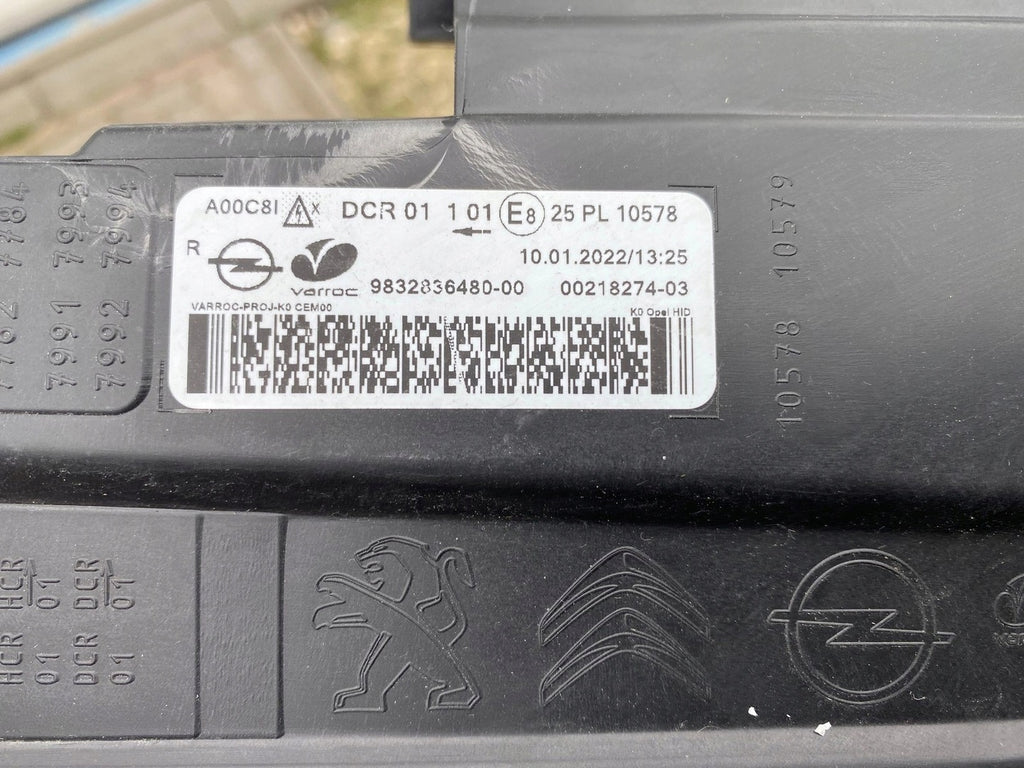 Frontscheinwerfer Opel Zafira C Vivaro Life 9832836480-00 Xenon Rechts Headlight