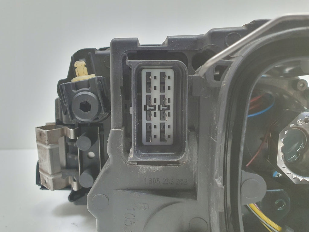 Frontscheinwerfer Volvo S40 II 31299588 0301237272 Xenon Rechts Headlight SCH5856535892sb